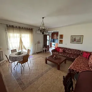 Διαμέρισμα Ritsa, Περαία
